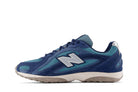 Tênis New Balance 204L Navy Salt Watre Azul vista traseira