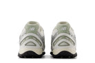 Tênis New Balance 204L Silver Metallic Sage Green Prateado vista superior