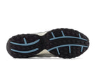Tênis New Balance 204L Silver Metallic Sky Prateado detalhe do solado