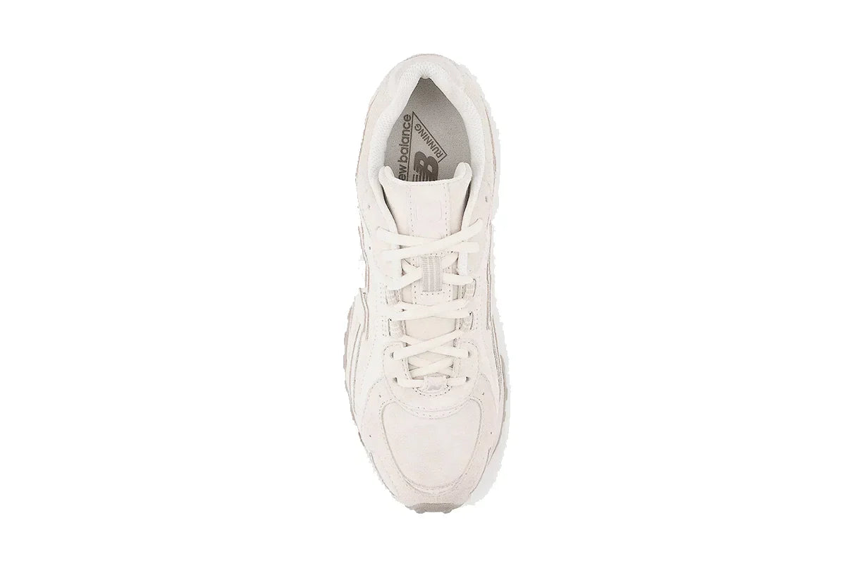 Tênis New Balance 204L Timberwolf Bege detalhe do solado