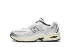 Tênis New Balance 530 Silver Cream Prateado detalhe do solado