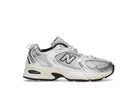 Tênis New Balance 530 Silver Cream Prateado vista lateral