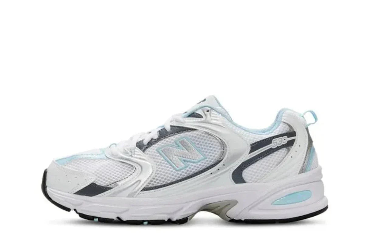 Tênis New Balance 530 White Light Crome Blue Branco detalhe do material