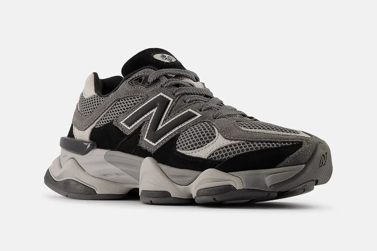 Tênis New Balance 9060 Black Castlerock Preto vista superior