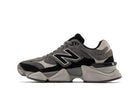 Tênis New Balance 9060 Black Castlerock Preto vista traseira