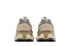 Tênis New Balance 9060 Driftwood Castlerock Marrom detalhe do solado