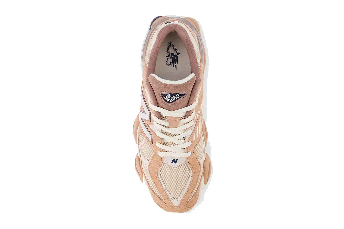 Tênis New Balance 9060 Earth Shadow Flat Taupe Marrom detalhe do solado