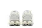 Tênis New Balance 9060 Quartz Grey Cinza detalhe do solado