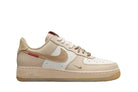 Tênis Nike Air Force 1 07 LX Year of Snake 2025 Bege vista superior