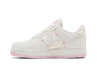 Tênis Nike Air Force 1 Low Valentines Day (2025) Branco vista traseira
