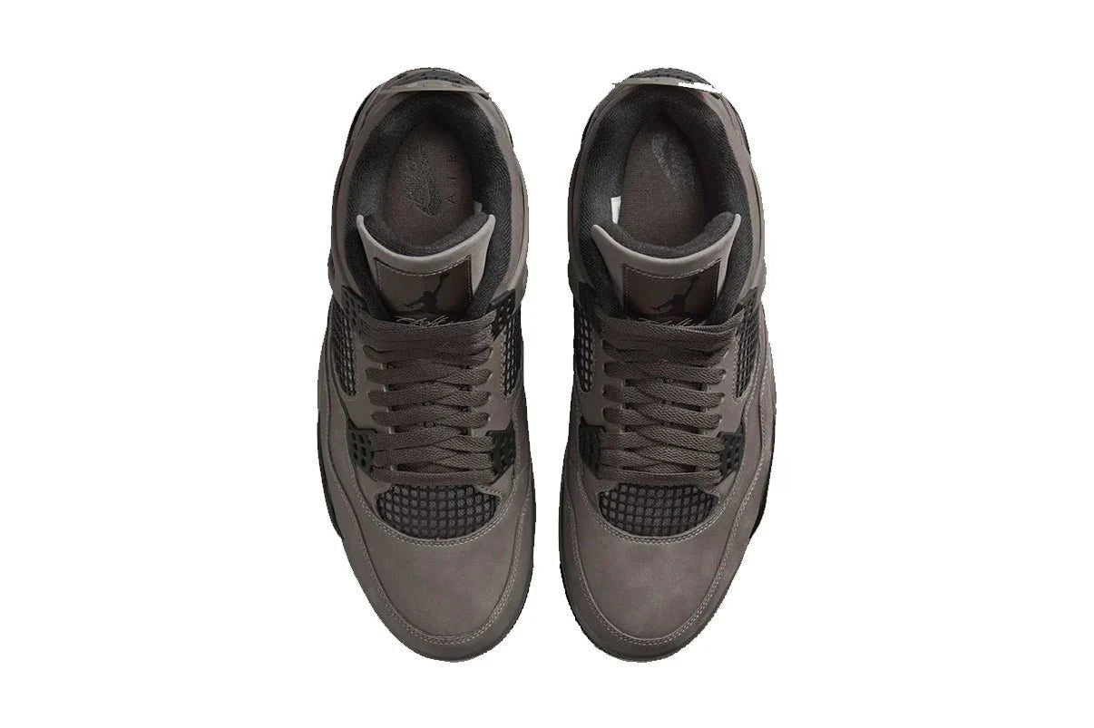 Tênis Nike Air Jordan 4 Cave Stone and Black Marrom detalhe do solado
