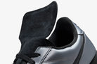 Tênis Nike Cortez SE Tiempo Pack Metallic Cool Grey Cinza detalhe do solado
