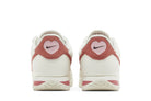 Tênis Nike Cortez Valentines Day Branco vista traseira