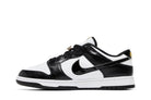 Tênis Nike Dunk Low Black World Champ Preto detalhe do solado