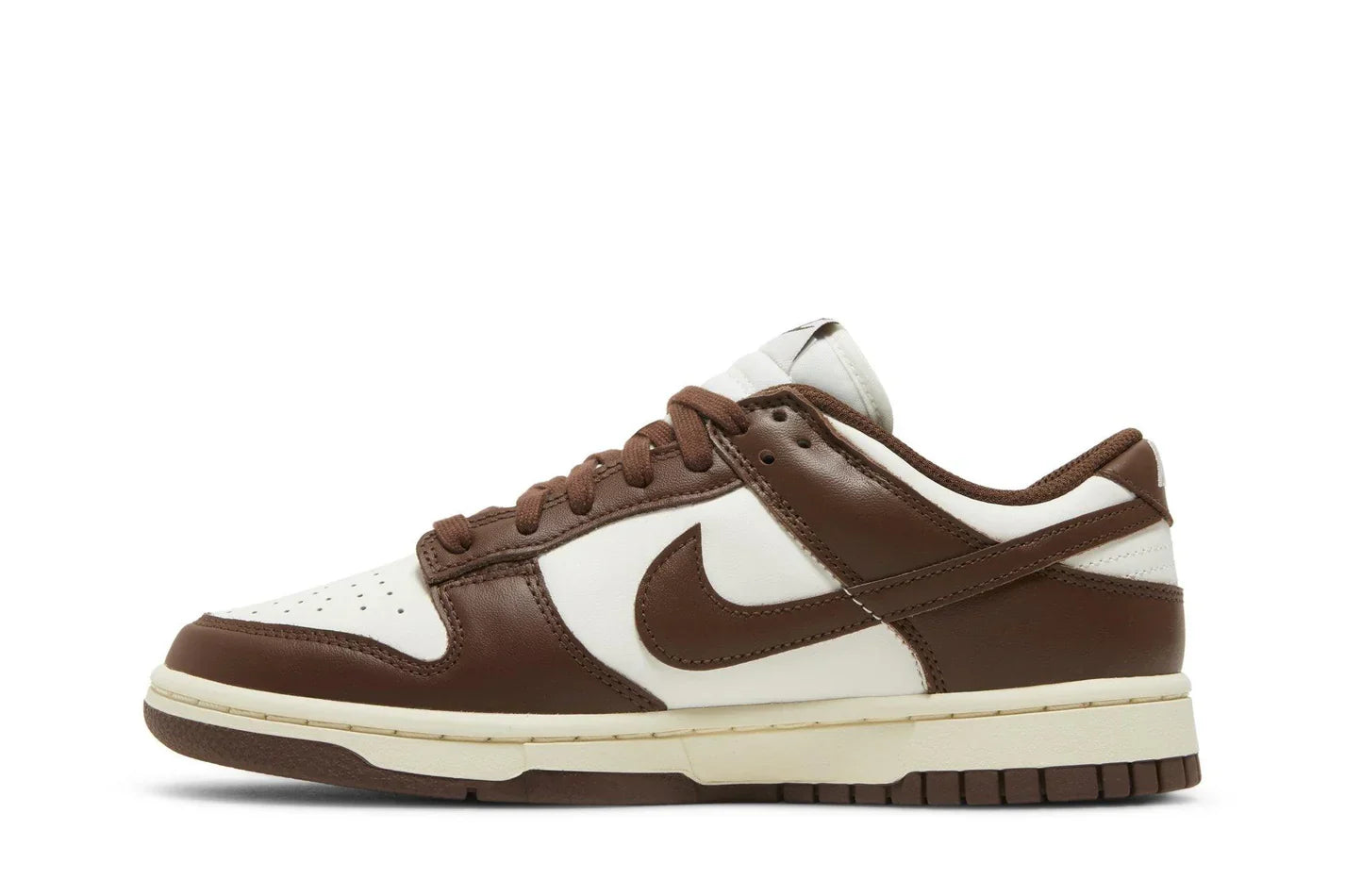 Tênis Nike Dunk Low Cacao Wow Marrom detalhe lateral