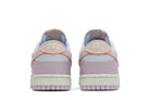 Tênis Nike Dunk Low Easter 2022 Colorido vista traseira