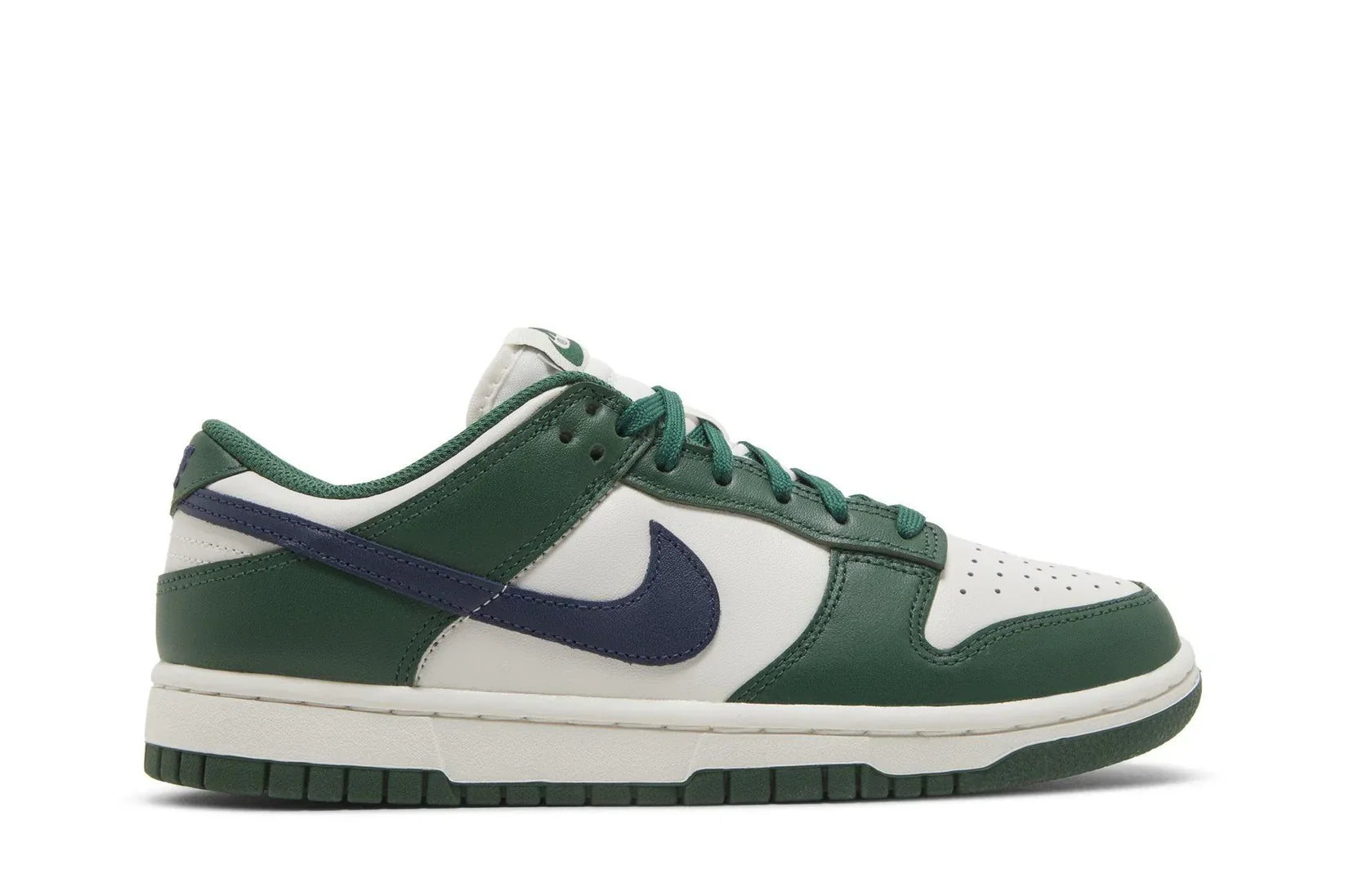 Tênis Nike Dunk Low Gorge Green Midnight Navy Verde vista lateral
