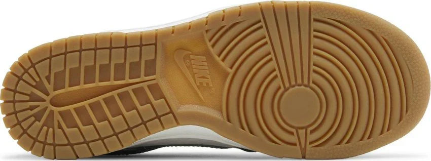 Tênis Nike Dunk Low Green Ostrich Verde vista traseira