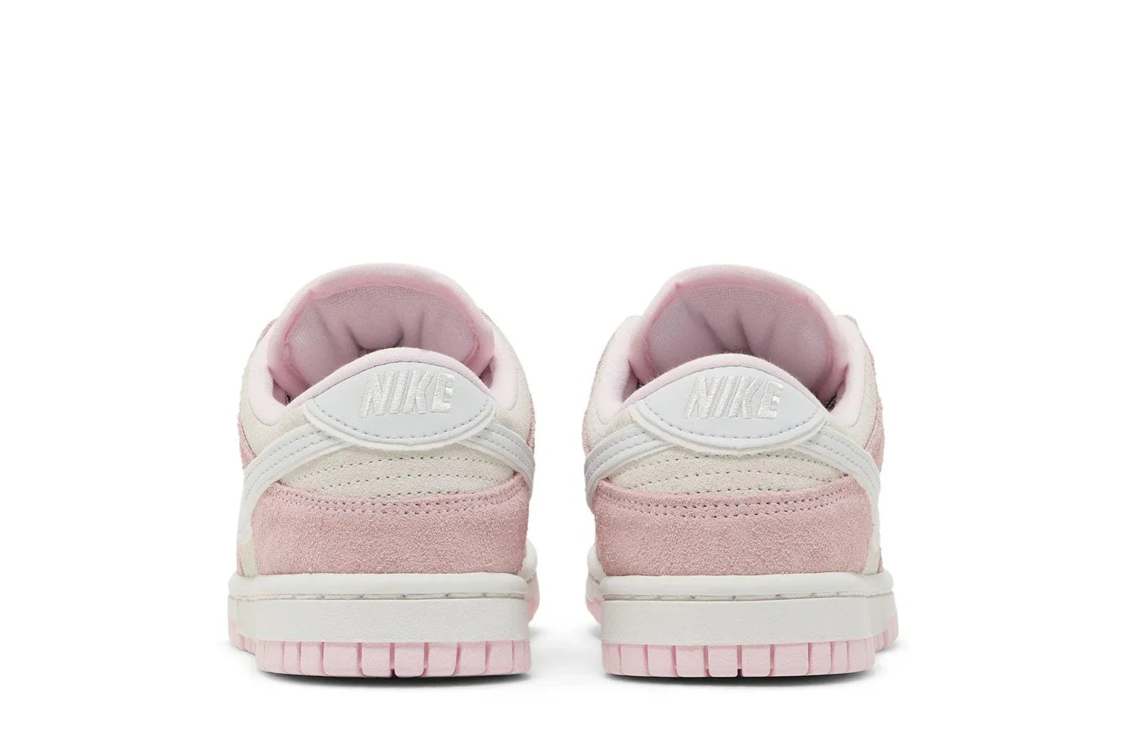 Tênis Nike Dunk Low LX Pink Foam Rosa detalhe do solado