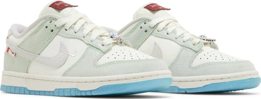 Tênis Nike Dunk Low Lx Year of Dragon 2024 Verde detalhe lateral