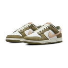 Tênis Nike Dunk Low Medium Olive Hemp Verde vista traseira