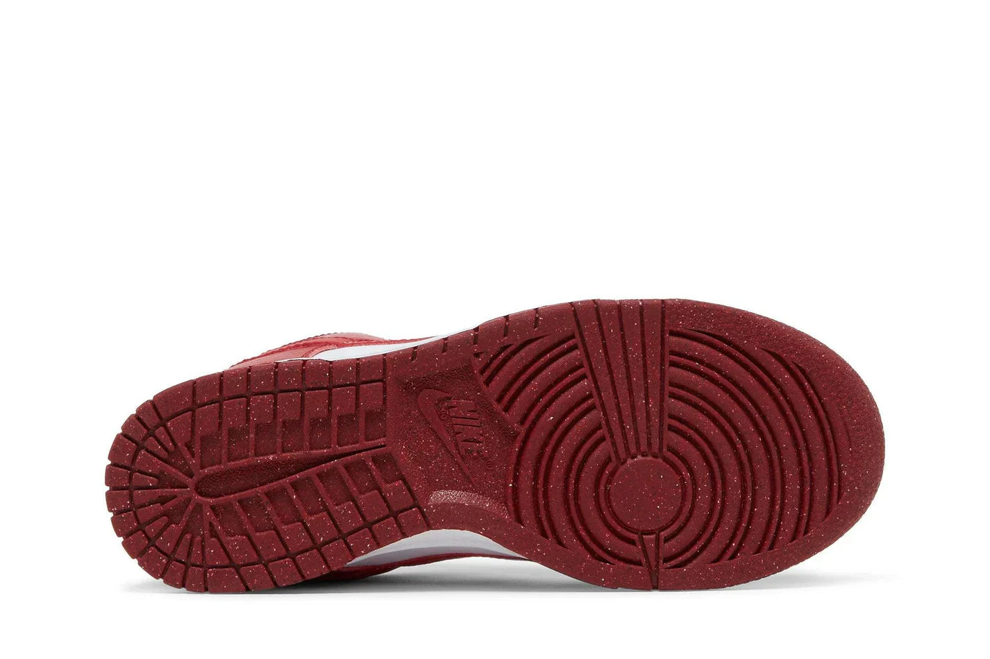 Tênis Nike Dunk Low Next Nature White Gym Red Vermelho vista traseira