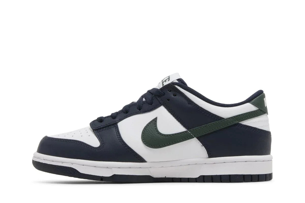Tênis Nike Dunk Low Obsidian Vintage Green Azul Marinho detalhe lateral