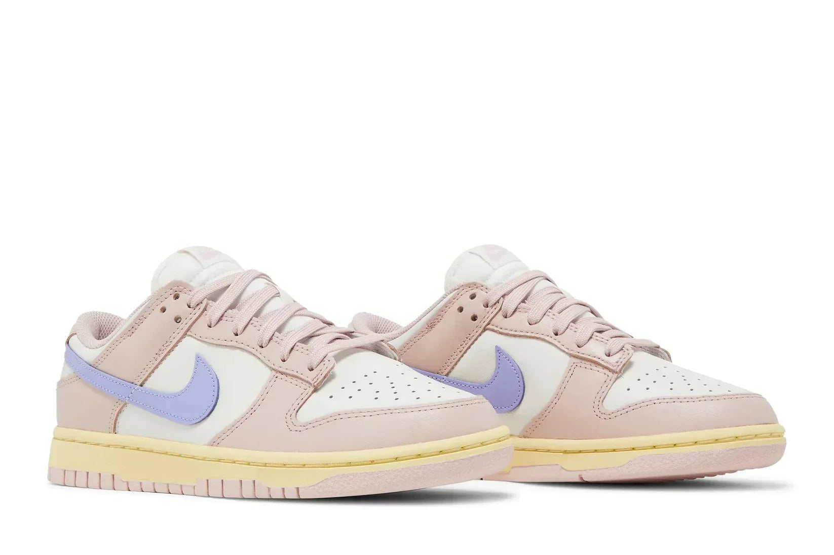 Tênis Nike Dunk Low Pink Oxford Rosa detalhe lateral