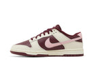 Tênis Nike Dunk Low Premium Valentines day Vermelho Vinho detalhe lateral
