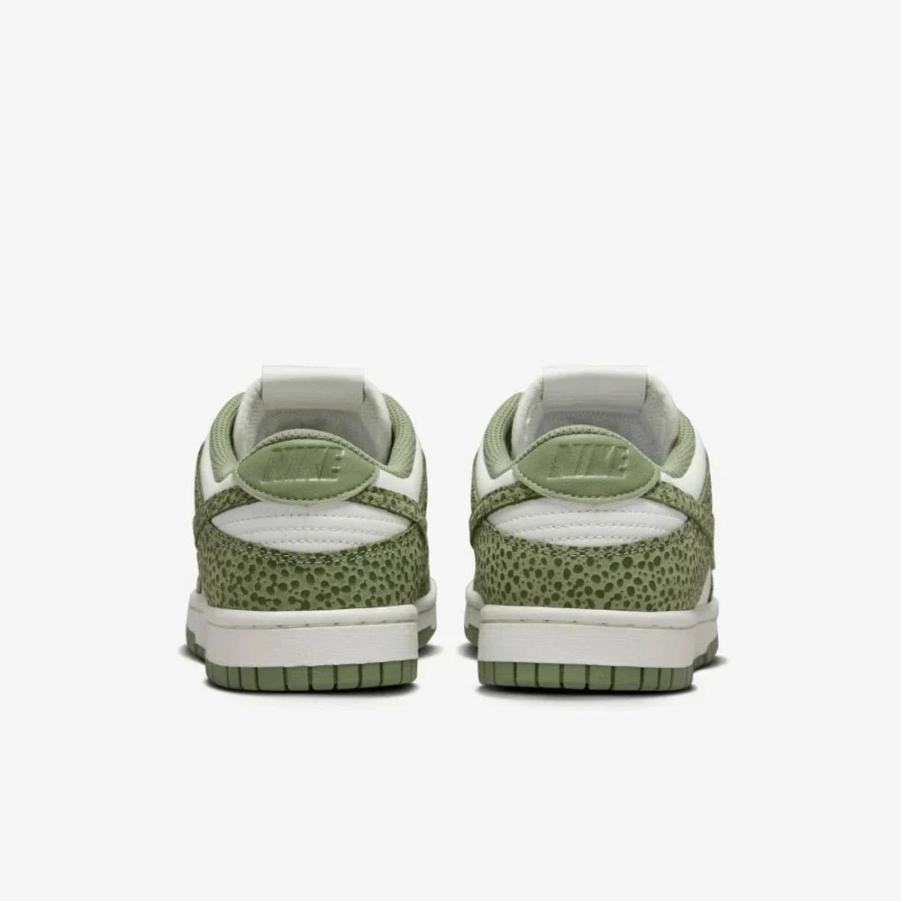 Tênis Nike Dunk Low Safari Oil Green Verde detalhe do solado