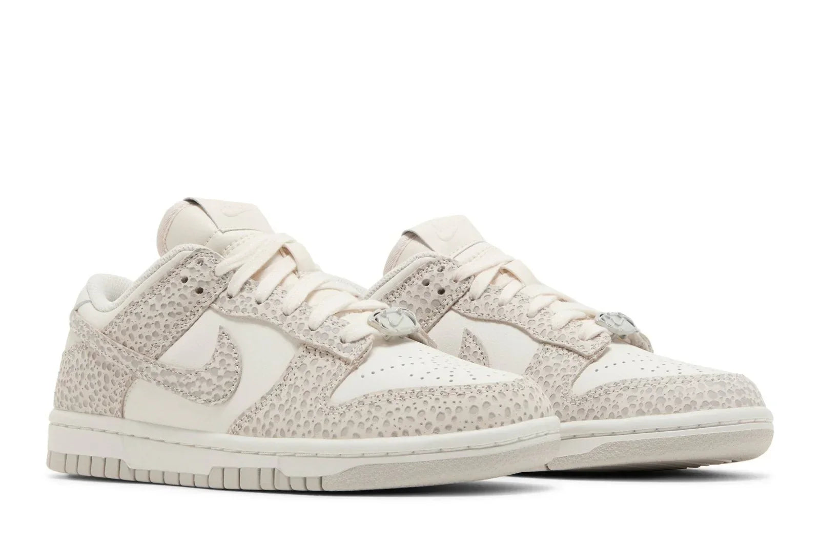 Tênis Nike Dunk Low Safari Phantom Bege detalhe lateral