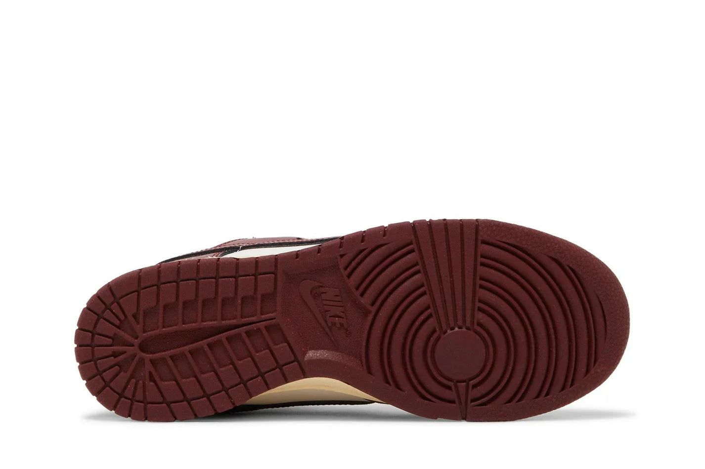 Tênis Nike Dunk Low SE Just Do It Team Red Vermelho vista traseira