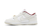 Tênis Nike Dunk Low SE Just Do It White Phantom Branco detalhe do solado