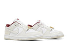 Tênis Nike Dunk Low SE Just Do It White Phantom Branco detalhe lateral