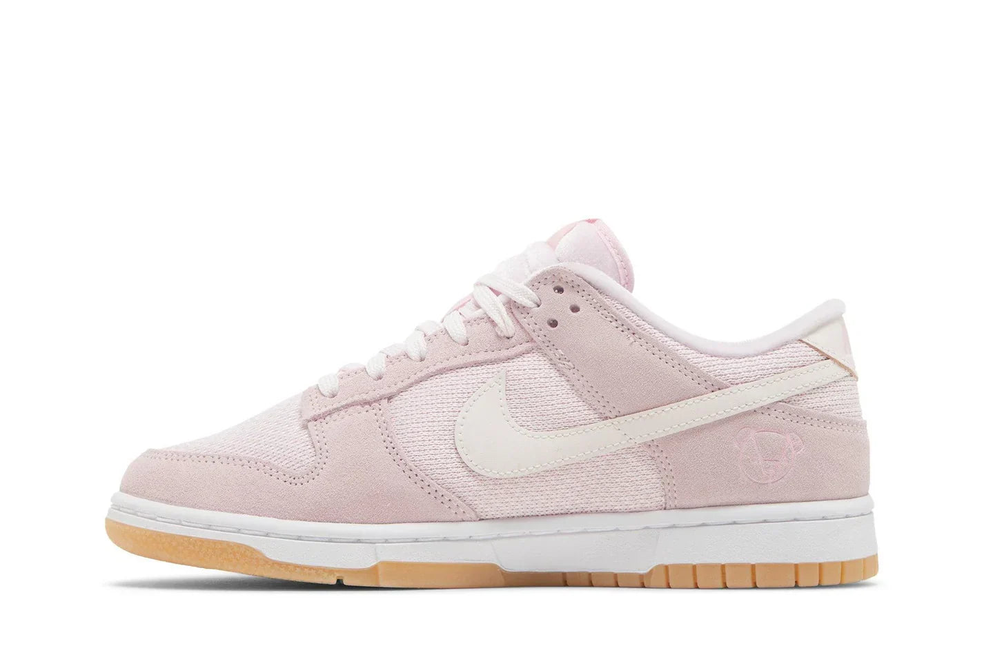 Tênis Nike Dunk Low Teddy Bear Pink Rosa detalhe do material