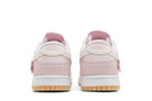 Tênis Nike Dunk Low Teddy Bear Pink Rosa detalhe lateral