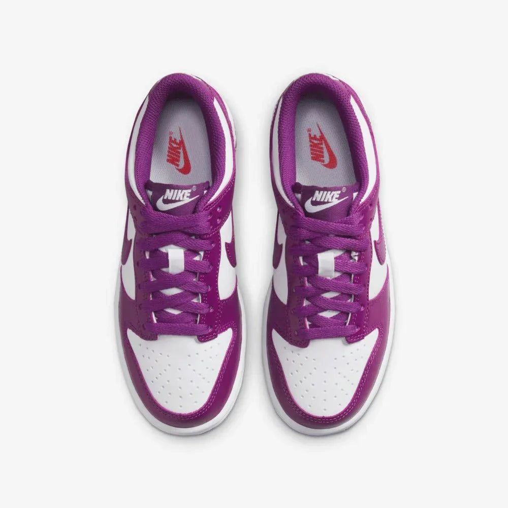Tênis Nike Dunk Low Viotech Rosa detalhe do solado