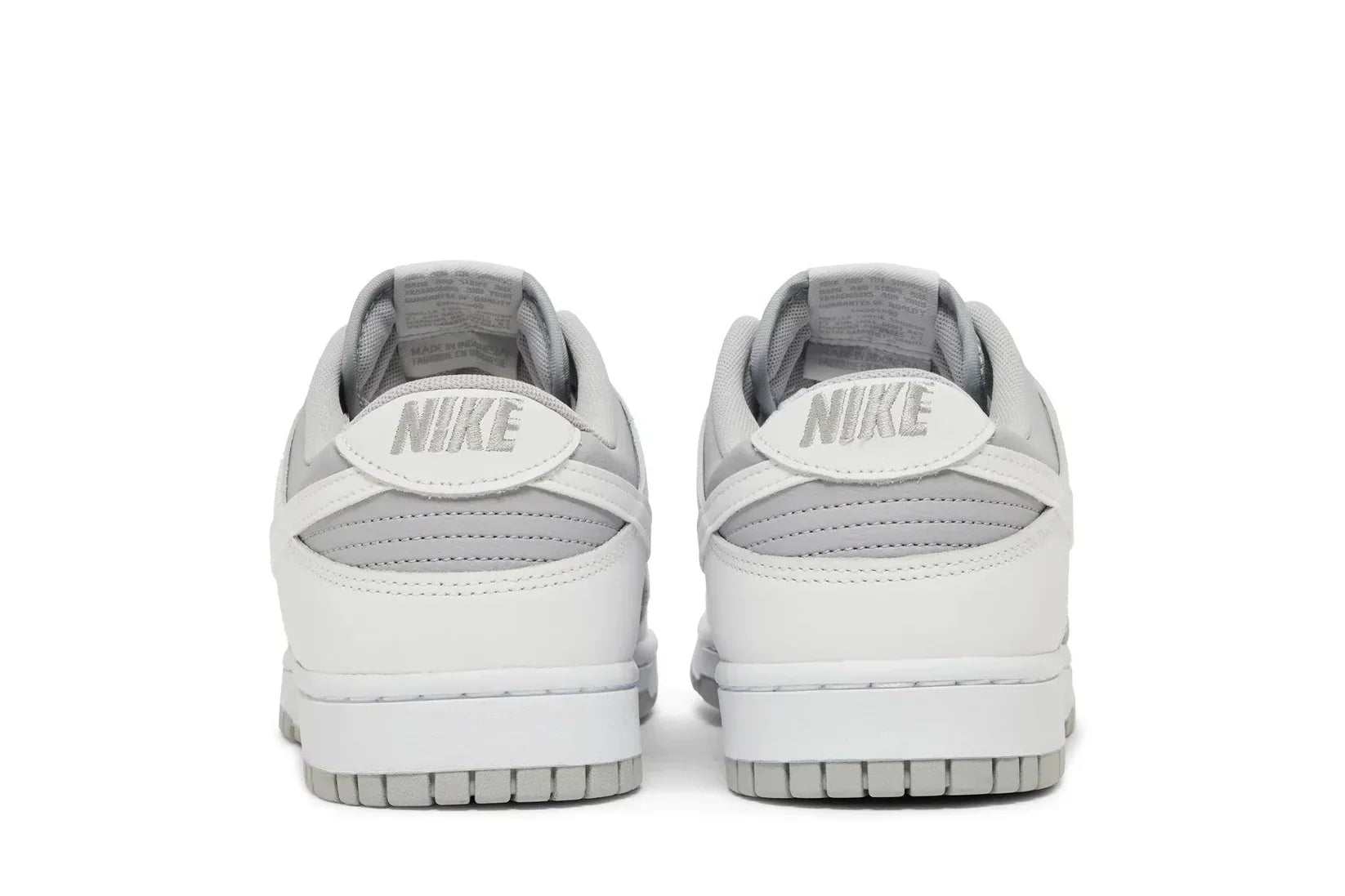 Tênis Nike Dunk Low White Neutral Grey Cinza detalhe lateral