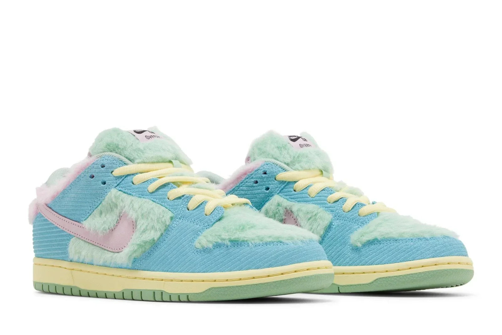Tênis Nike Dunk Sb x Verdy Visty Azul detalhe do solado