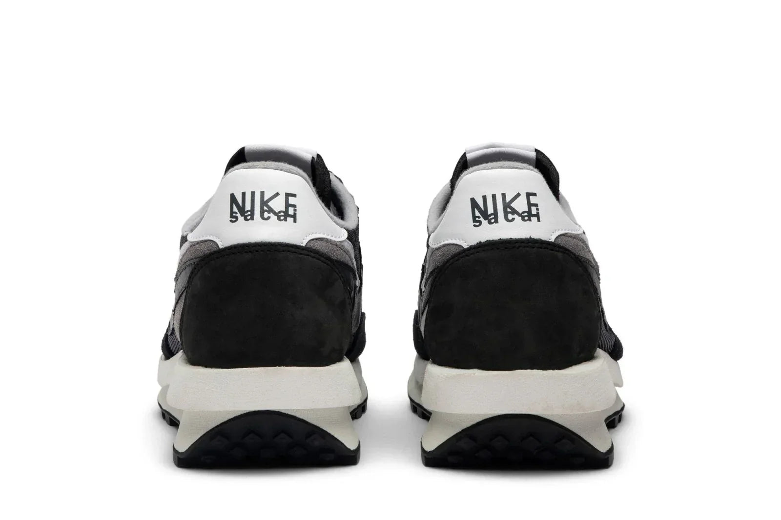 Tênis Nike LD Waffle x Sacai Black Preto detalhe do material