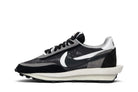 Tênis Nike LD Waffle x Sacai Black Preto detalhe lateral