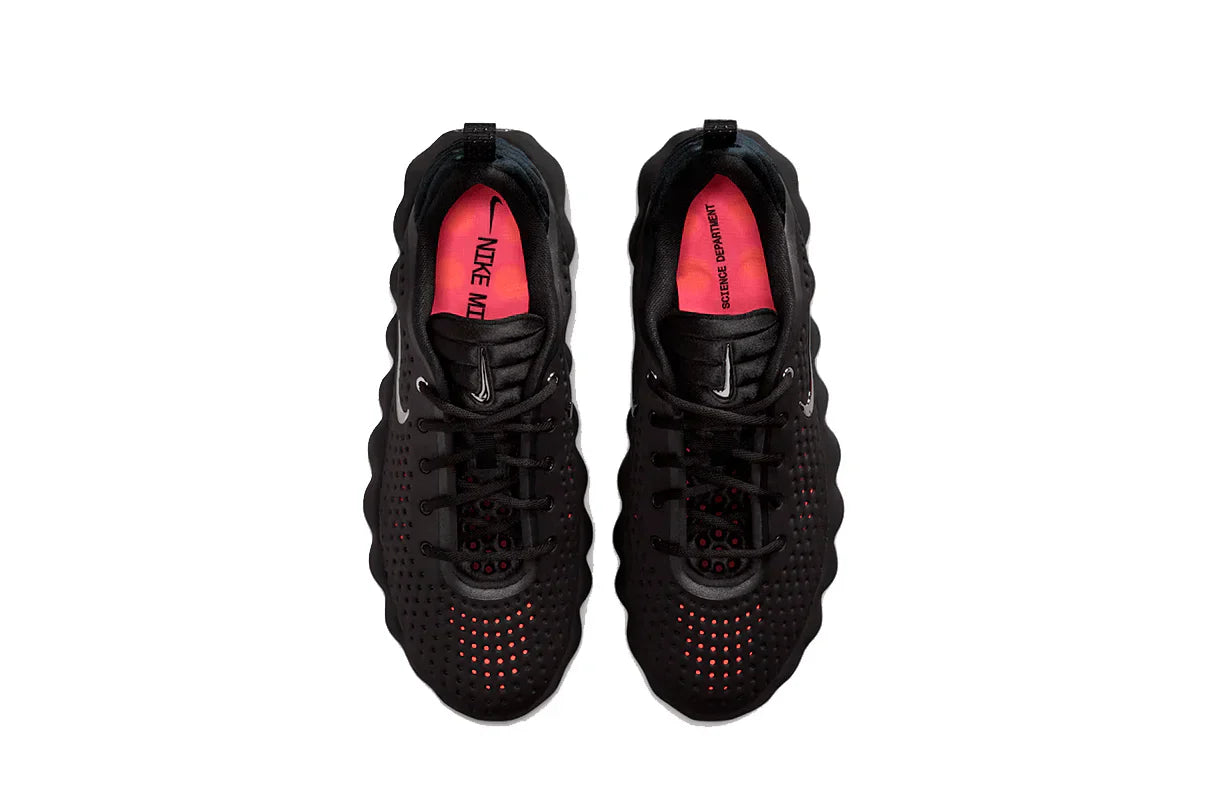 Tênis Nike Mind 002 Black Hyper Crimson Preto detalhe do solado