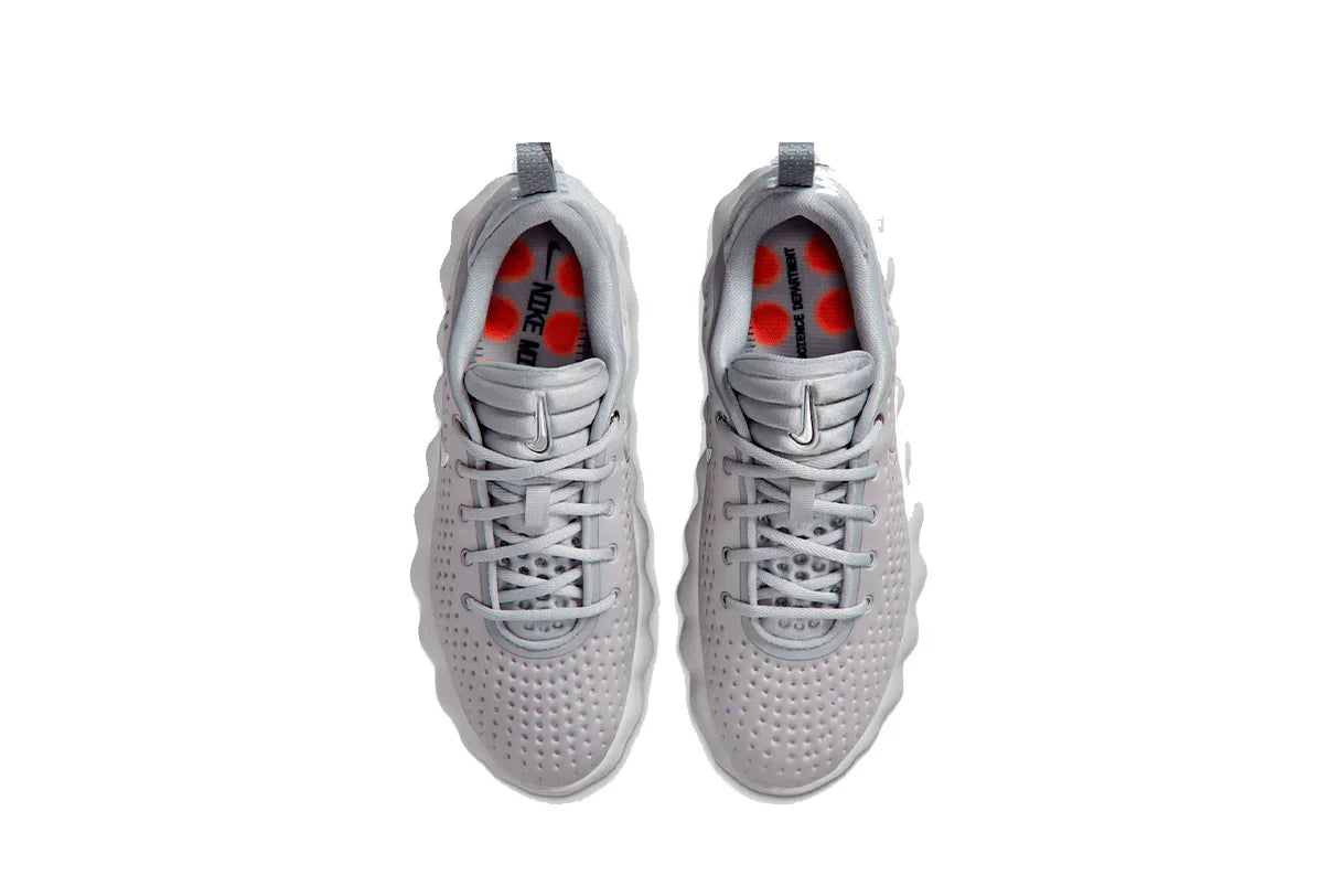 Tênis Nike Mind 002 Light Smoke Grey Cinza detalhe do solado
