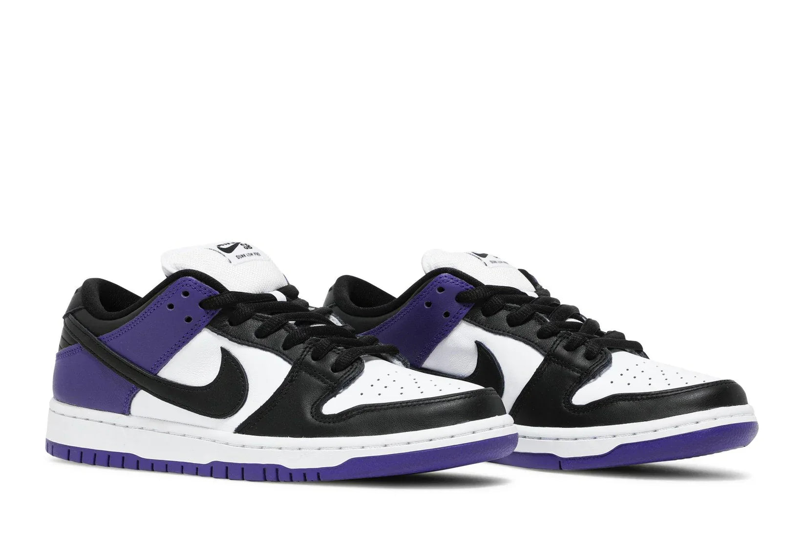 Tênis Nike SB Dunk Low Court Purple Roxo detalhe do solado