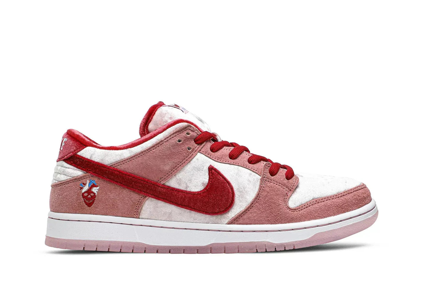 Tênis Nike SB Dunk Low Strangelove Rosa vista lateral