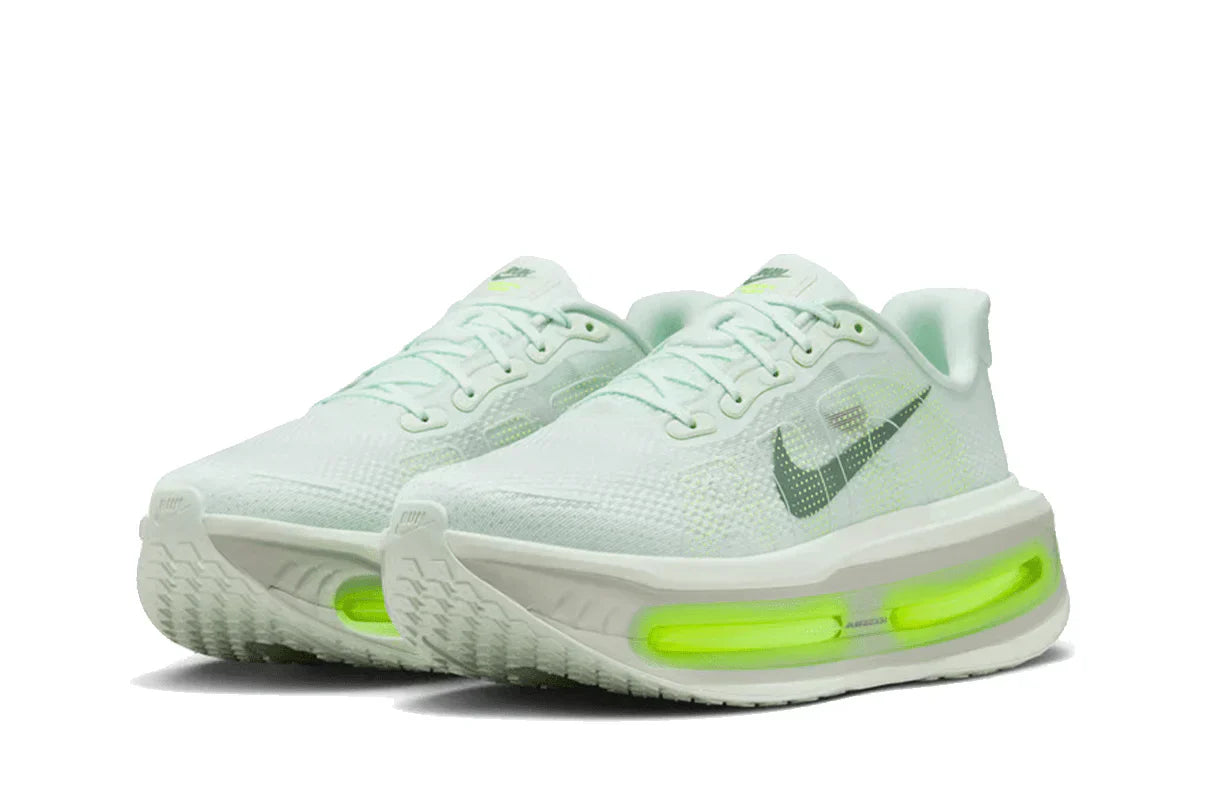 Tênis Nike Vomero Premium Barely Volt Verde vista superior