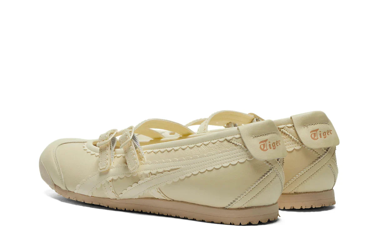 Tênis Onitsuka Tiger Mexico 66 TGRS Ivory/Cream Bege detalhe do solado