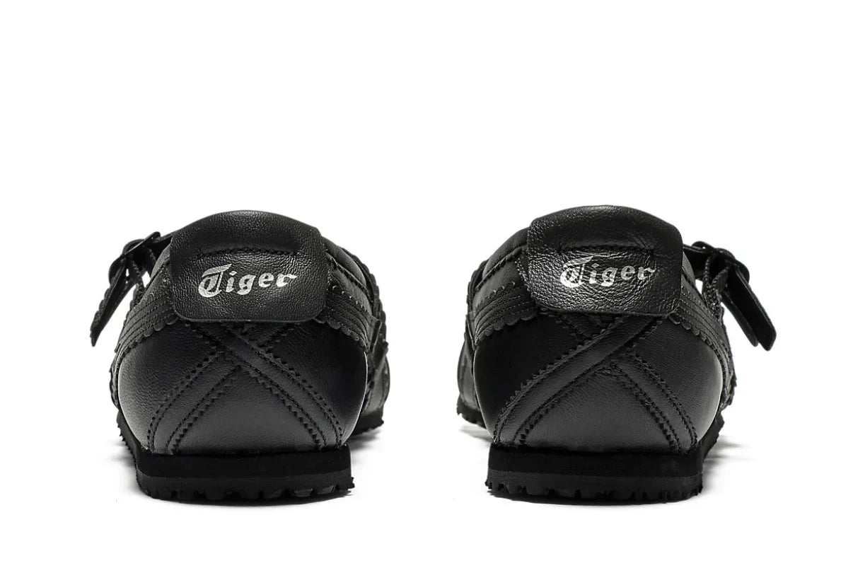 Tênis Onitsuka Tiger Mexico 66 TGRS Triple Black Preto detalhe do solado