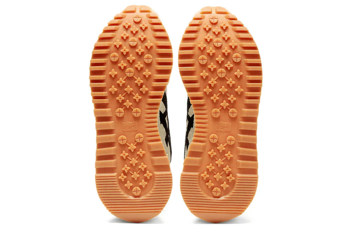 Tênis Onitsuka Tiger Moage CO Cream Black Bege detalhe lateral