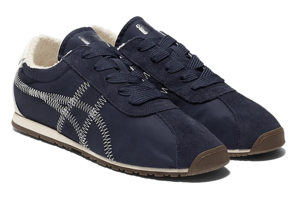 Tênis Onitsuka Tiger Tiger Corsair A55 Midnight Cream Azul detalhe do material